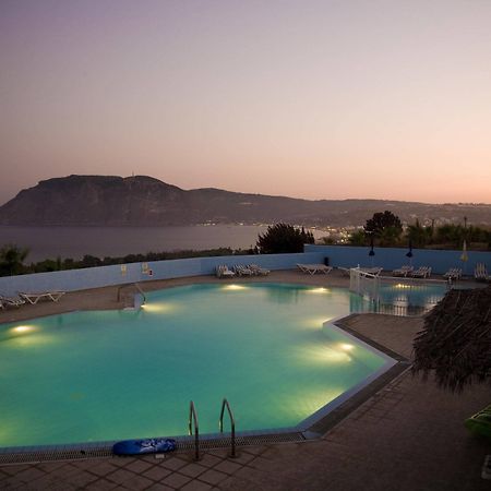 Hotel Pantheon, Kefalos Экстерьер фото